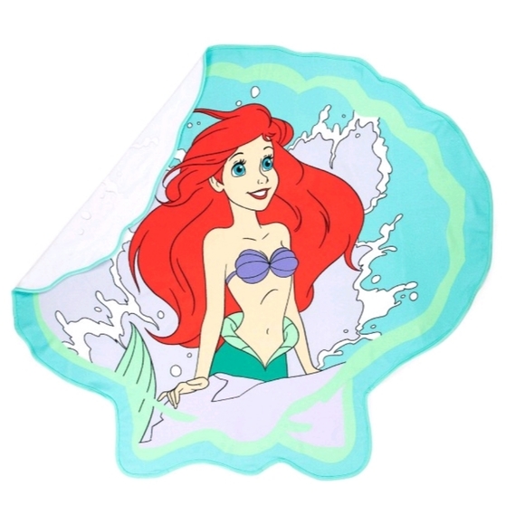 Set of 3 Disney & Marvel Shape Towels. - Picture 9 of 10